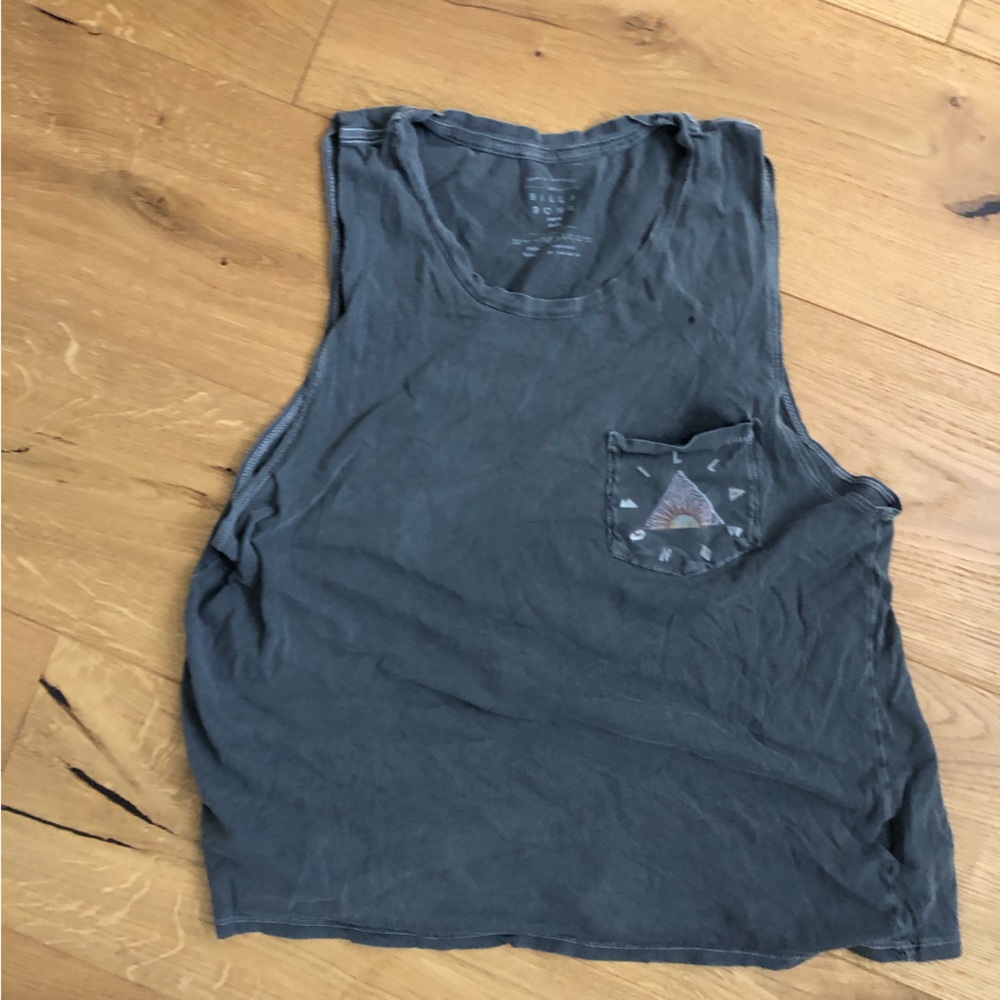 Graphic tank
